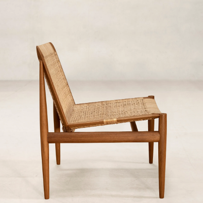 TANGĀLI-Armchair-Phantom-Hands-521673-rel38f64bf4.jpg