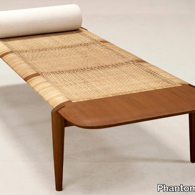 TANGĀLI-Day-bed-Phantom-Hands-521674-rel1fce89e1.jpg