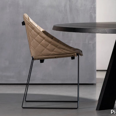 KEKKE-LIVING-Chair-Piet-Boon-352859-reld57bf586.jpg
