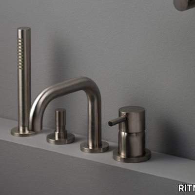 deck-mounted-bathtub-tap-rubinetterie-ritmonio-579058-rel49105378.jpg
