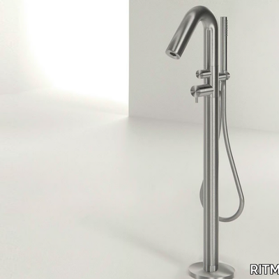 diametro35-inox-floor-standing-bathtub-mixer-rubinetterie-ritmonio-200371-rel53dbc3f6.jpg