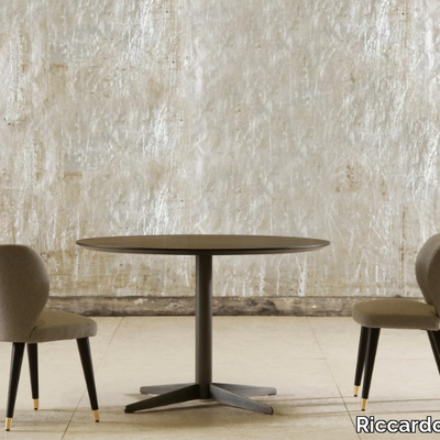 STAR-Round-table-Riccardo-Rivoli-Design-187899-rela1a7bd68.jpg