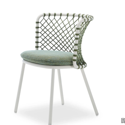 chair-roberti-rattan-511346-rel7bc10131.jpg