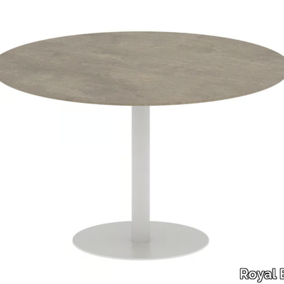 butler-garden-table-royal-botania-627833-relf58d1232.jpg