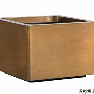 square-planter-royal-botania-636107-reldf31c551.jpg