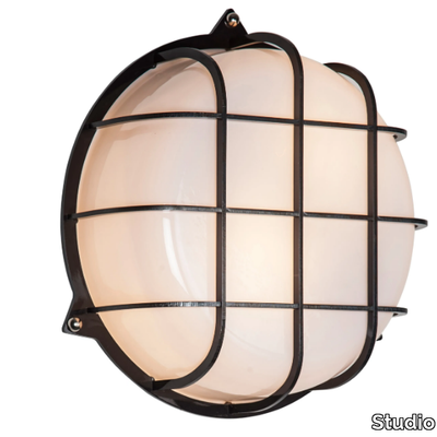 navy-studio-beam-607817-rel3b62c160.jpg