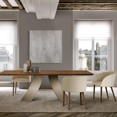 wooden-table-eforma-635347-rel3a55ea4f.jpg