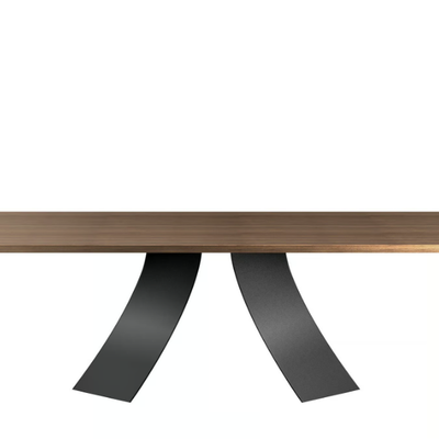 wooden-table-eforma-635347-reld0b8b89a.jpg