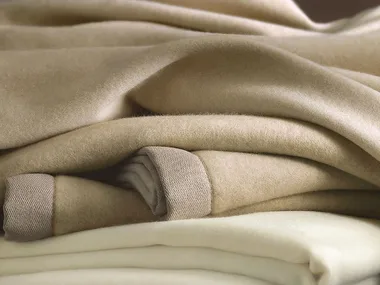 h_Gabel_FINE-BLANKETS_sYKe1AGtSA.jpeg