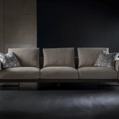 EDGAR-Longhi-642796-rel276f0de4.jpg