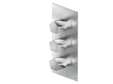 h_pe441-pe442-pe443-remote-control-tap-mgs-360990-rel64f75092.jpg