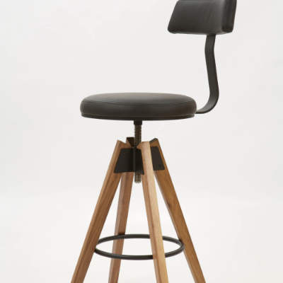 christo-walnut-stool-radis-618070-rele699d495.jpg