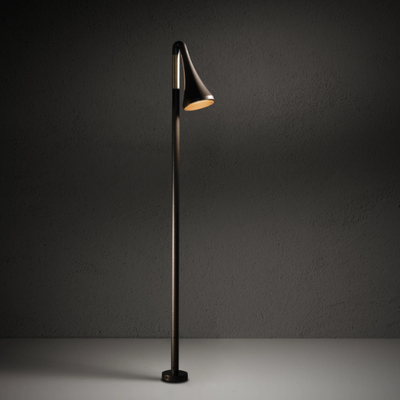 bollard-light-simes-563082-rel6345c687.jpg
