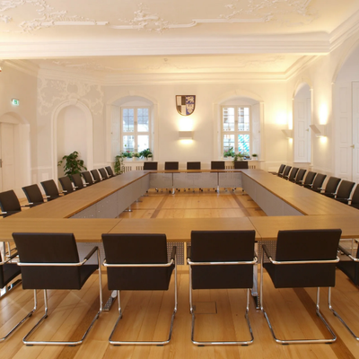 intra-rectangular-conference-table-spiegels-173923-rel7aee57eb.jpg
