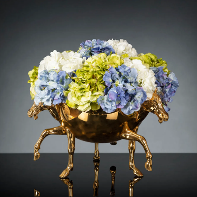 vase-horses-hydrangea-vgnewtrend-585019-rele267faea.jpg