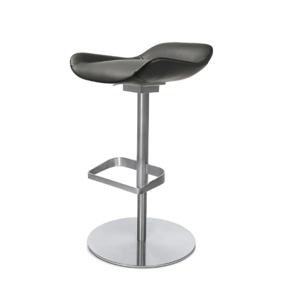W-CLUB-Stool-Wagner-518761-rel12b7d71e.jpg