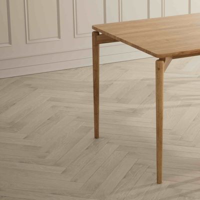 Bruunmunch_chiara_diningchair_cognac-oak_oil-leatherseat_03-kopi.jpg?v=1703136066