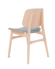 3051_soborg-wood-chair--wood-base_00219-104_oak-lacquered-hallingdal-130_v4