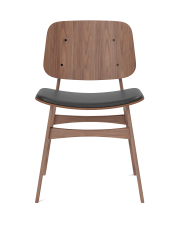 3051_soborg-wood-chair--wood-base_162-51301_walnut-lacquered-leather-omni-301-black_v1