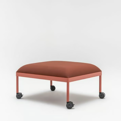 stilt-footstool-mdd-524476-rel1b5fdfcc.jpg