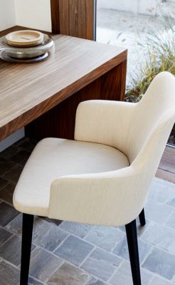 BMU_armchair_3-246x492-c-default.jpg