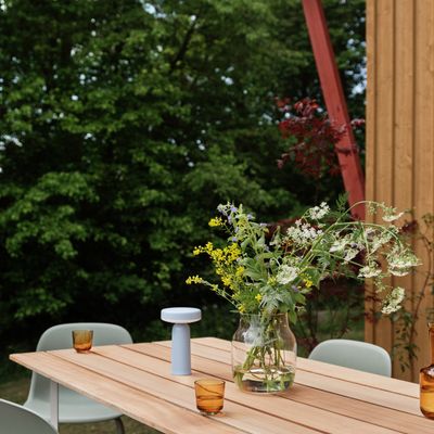 26077-en-70-70-outdoor-table-sapele-mahogany-grey-ease-light-blue-silent-20-raise-fiber-outdoor-dusty-green-muuto-org.tif