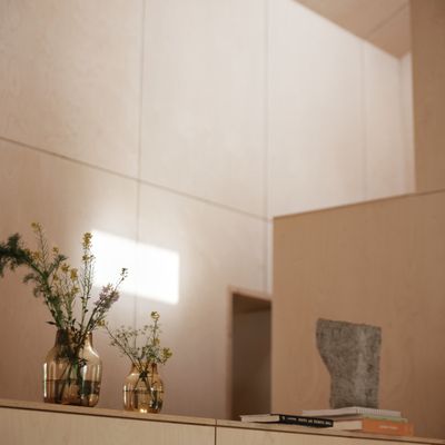 26108-en-silent-vase-15-11-burnt-orange-muuto-org.tif