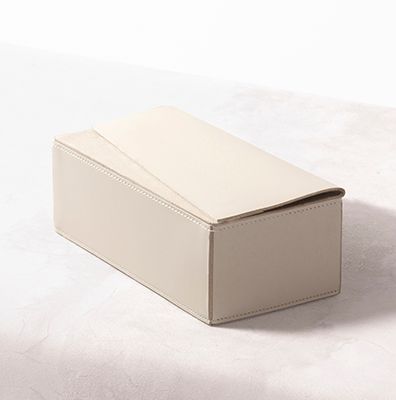 PB-by-Giobagnara-2022-Fold-Tissue-Holder-Rectangular-Closed-XX-023-small.jpg