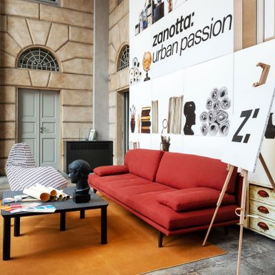 zanotta_1039-milano_gallery_8_zoom.jpg