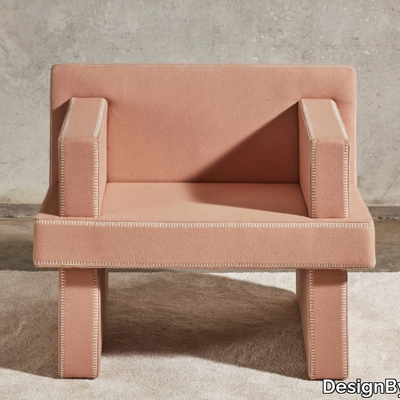 AUGUST-Armchair-DesignByThem-464158-rel2f4abe2b.jpg