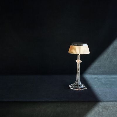 bon-jour-versailles-small-chrome-table-starck-flos-01.jpg
