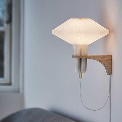 leklint204_mushroom_wall_lamp_lightoak_lifestyle2.jpg