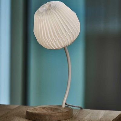 leklint330_bouquet_table_lamp_lifestyle4.jpg