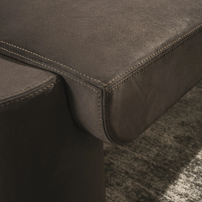 MI-Bench-Longhi-482812-rel5898299d.jpg