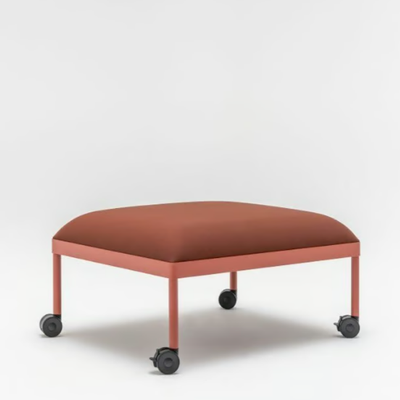 stilt-footstool-mdd-524476-rel1b5fdfcc.jpg