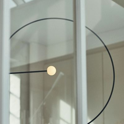 43628ff2-6beb-482a-a13c-4c8cd360c01b_4-michaelanastassiades-mobilechandelier13.jpg