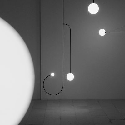eb6e1cb7-9b7d-4e2e-94bd-5b792292b174_2-michaelanastassiades-mobilechandelier11.jpg