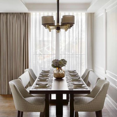 Bronx-hanging-lamp-interior.jpeg