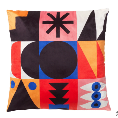 red-palm-cushion-qeeboo-610315-relccb2f9ff.jpg