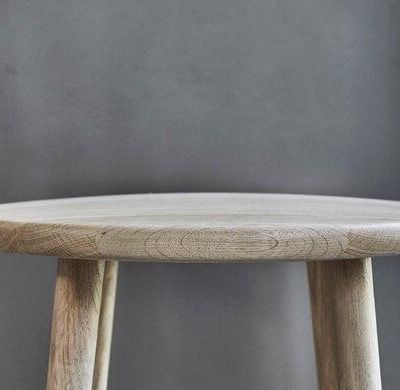Stolab%C2%A9%20%20Miss%20Button%20stool%200403.jpeg