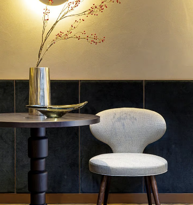 BERLINO-Round-table-Tirolo-392740-rel25aee541.jpg