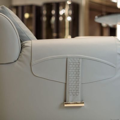 eclipse-armchair-deatail-962x1024.jpg