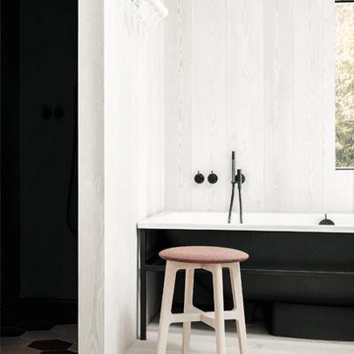 zeitraummoebel-hocker-1.3stool-massivholz-19.png