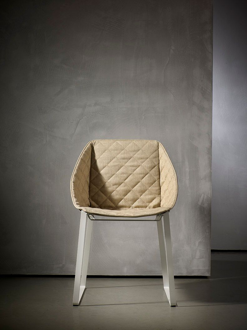 KEKKE dining chair