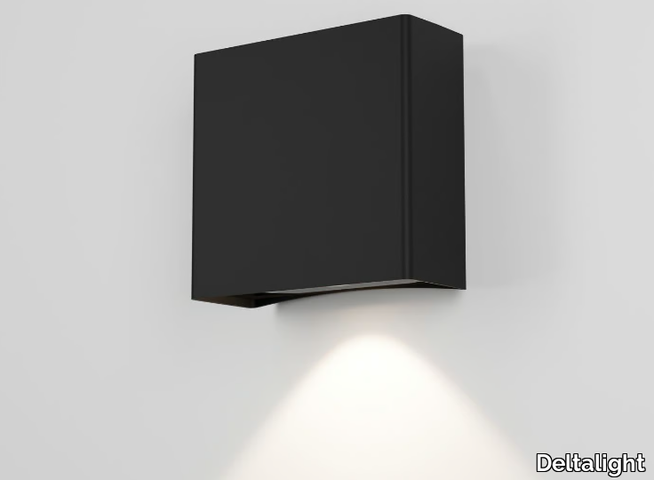 NOCTA SQ155 - LED metal Outdoor wall Lamp _ Deltalight