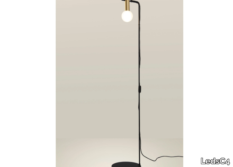 NUDE CURVED - Floor lamp _ LedsC4