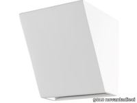 2601A-Wall-lamp-9010-novantadieci-412708-relbe0c87c0.jpg thumb image