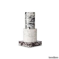 swirl_medium_vase_straight_on1_291.jpg thumb image