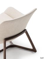 lyra-living-2-768x1024.jpg thumb image