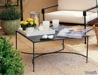 square-coffee-table-unopiu-305676-rel26a91785.jpg thumb image